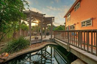 The Koi Marlin Port A Home w Pool Pond Grill Near Beach Marinas - 9