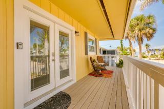 Dog-Friendly Getaway: Steps to Fort Myers Beach! - 8
