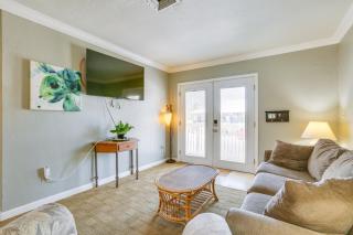Dog-Friendly Getaway: Steps to Fort Myers Beach! - 6