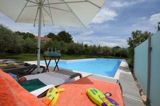 House Srecko - 1