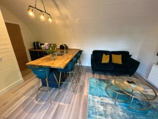 Rosevalley luxury glamping pheasant pod - 2