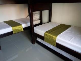 S21 COMODO APARTAMENTO EN LAURELES ESTADIo 2 HABT 2 BAÑOS - Medellín - 2