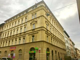 Bajnok Boutique Apartments - Budapest - 7