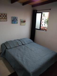 S21 COMODO APARTAMENTO EN LAURELES ESTADIo 2 HABT 2 BAÑOS - Medellín - 1