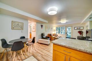 8 Mi to Dtwn Seattle Pet-Friendly Apt with Hot Tub - Mercer Island - 3