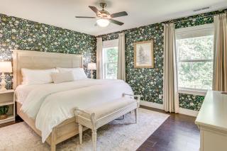 Walk to Dtwn Waynesville Home with Deck! - Waynesville - 2