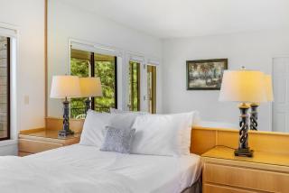 Snowcap Escape at Mount Bachelor Village Resort with Pool and Hot Tub - 8