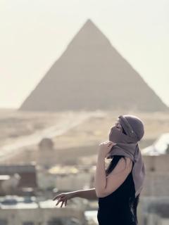 Cercle des Pyramides - Middle East - 2