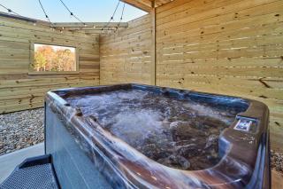 Jetts Lil Fishing Lodge by Venture Smoky Mountains - Sevierville - 0
