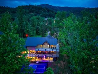 The Lodge at Burg Hill - Gatlinburg - 0