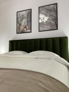 The Olive Spot - Cristian - 9