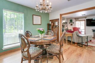 The Woodlands Corner Casa in the Tall Trees! - Spring - 4