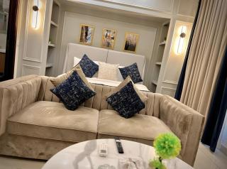 Aurum Heights Gateway Prestige Luxury Apartments - Gulberg Lahore - Lahore - 9