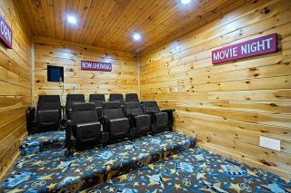 Valley View Lodge by Venture Smoky Mountains - 1