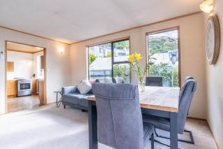 Marina Nest - Classic Kiwi Crib - Queenstown - 5