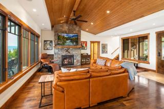 Flathead Lake Cliff Retreat - 7