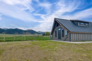 half Mi to Ruby River Cabin with Trail Access! - 9