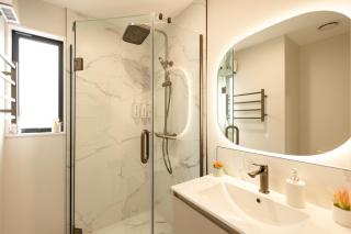 Brand New 3BR Home with Parking - Christchurch - 9