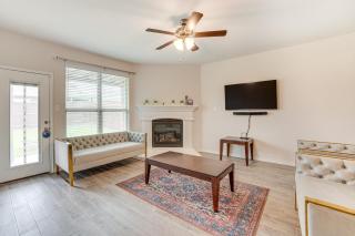 Walk to Lake Ray Hubbard Spacious Family Home! - Forney - 6