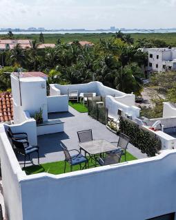 Beautiful Loft by the Lagoon - Cancún - 2