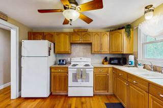 Winthrop Cottage - Oak Bluffs - 3