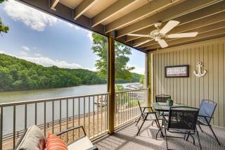 Lake and Pool Access Lazy Days Condo with Balcony! - Osage Beach - 0