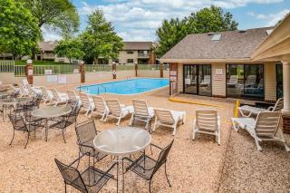 Home Away from Home - Close to DT - Branson - 5