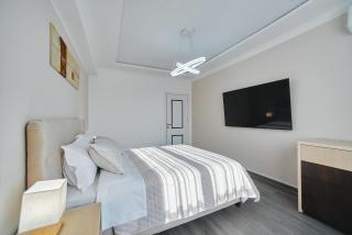 Luxury 2BR Penthouse with City Views in City Center - Grand Stay Apartments - Chişinău - 4