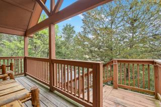 Simon's Treetop Cabin - 2 BDR in Popular Resort - Branson West - 7