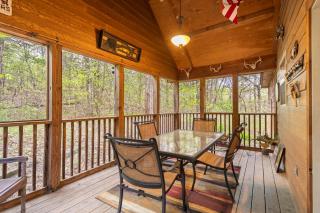 Simon's Treetop Cabin - 2 BDR in Popular Resort - Branson West - 8