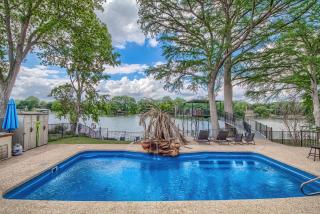 LD 1215 Dock Holiday - New Braunfels - 5