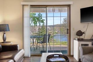 Pond View Serenity - For 6 - 6