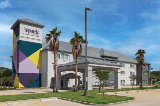 Spark by Hilton Hammond - Hammond - 0