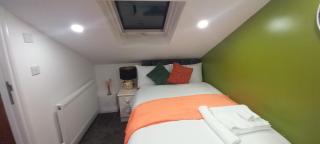 Saphire Suite - Leicester - 7