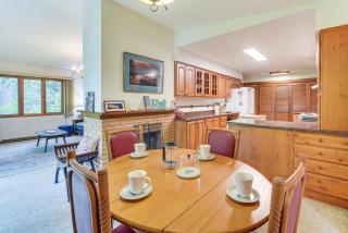 Lakeside Spooner Home with Game Room and Views! - Shell Lake - 2