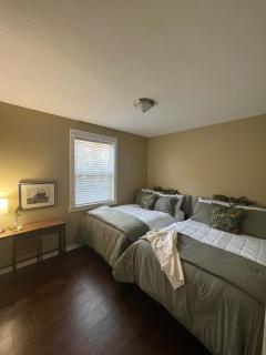 Mins to Downtown & Raceway Rookwood Retreat 2 - Indianapolis - 6