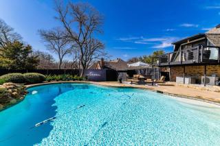 Dome Manor 2 Game Rooms, Hot Tub & Pool! - Bedford - 0