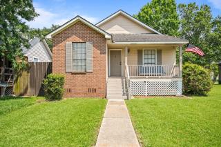 10 Mins to Tiger Stadium South Burbank Bungalow - Baton Rouge - 7