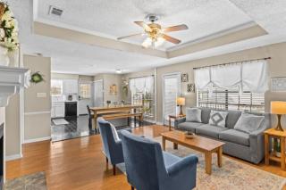 10 Mins to Tiger Stadium South Burbank Bungalow - Baton Rouge - 4