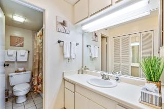 Walkers Paradise Maui at Valley Isle Resort - 4