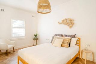 Unbeatable location for Bondi Beach - sleeps 4 - Sydney - 3
