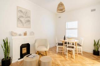 Unbeatable location for Bondi Beach - sleeps 4 - Sydney - 1