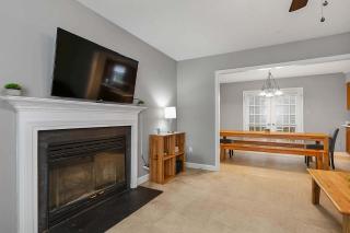Near Parks Trails & Downtown Raleigh Retreat - 0