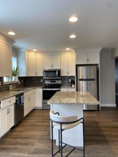 Newly Built Zen Space - Entire 3 Bed 3 Bath House in Lancaster - Midland - 2