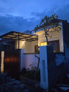 Gubug Semesta - Krambitan - 2