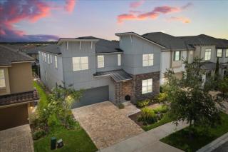 9 Bedrooms 65 Bathrooms Solara 1829Cv - 0