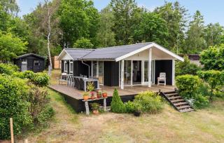 2 Bedroom Pet Friendly Home In Knebel - Knebel - 9