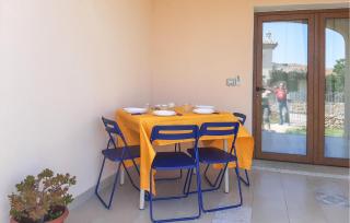 Awesome Home In Malamuri With Wifi - Budoni - 9