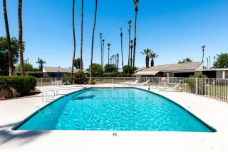 Sunny Palm Springs Getaway - Palm Springs - 0