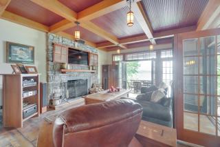 Luxe Family Home on Orange Lake with Private Dock! - Newburgh - 8